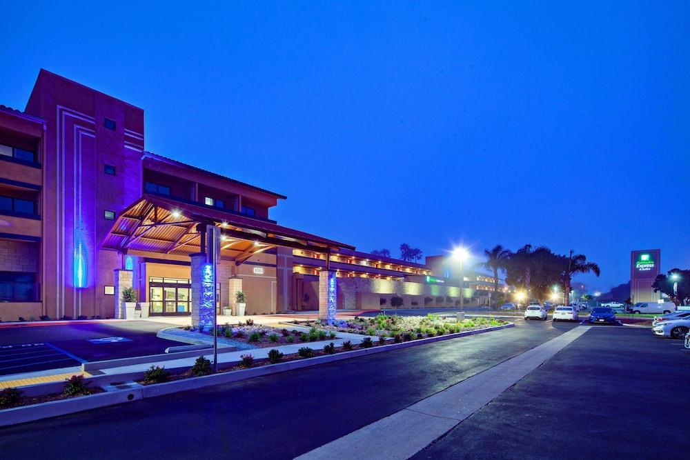 Holiday Inn Express Hotel & Suites Ventura Harbor By Ihg Εξωτερικό φωτογραφία
