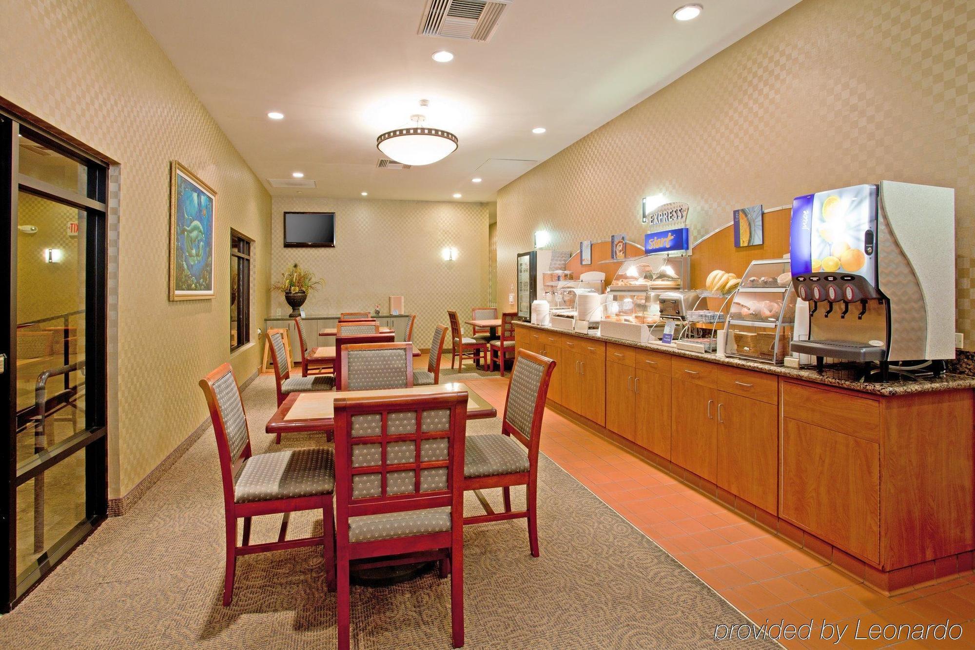 Holiday Inn Express Hotel & Suites Ventura Harbor By Ihg Εστιατόριο φωτογραφία