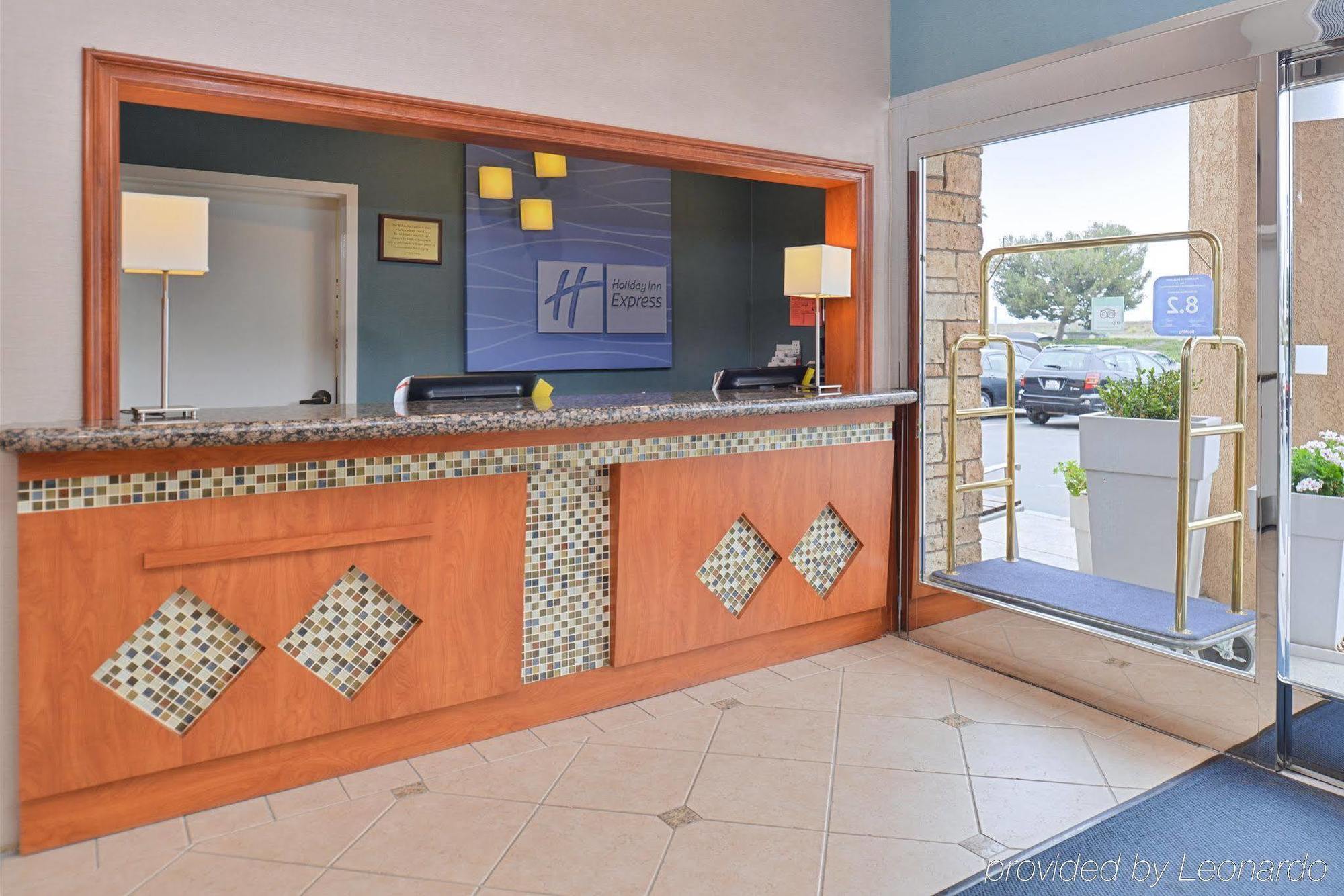 Holiday Inn Express Hotel & Suites Ventura Harbor By Ihg Εξωτερικό φωτογραφία
